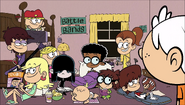 S1E09A Everyone but Lori in Luna and Luan's room