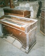 Harmoniums abandonnés