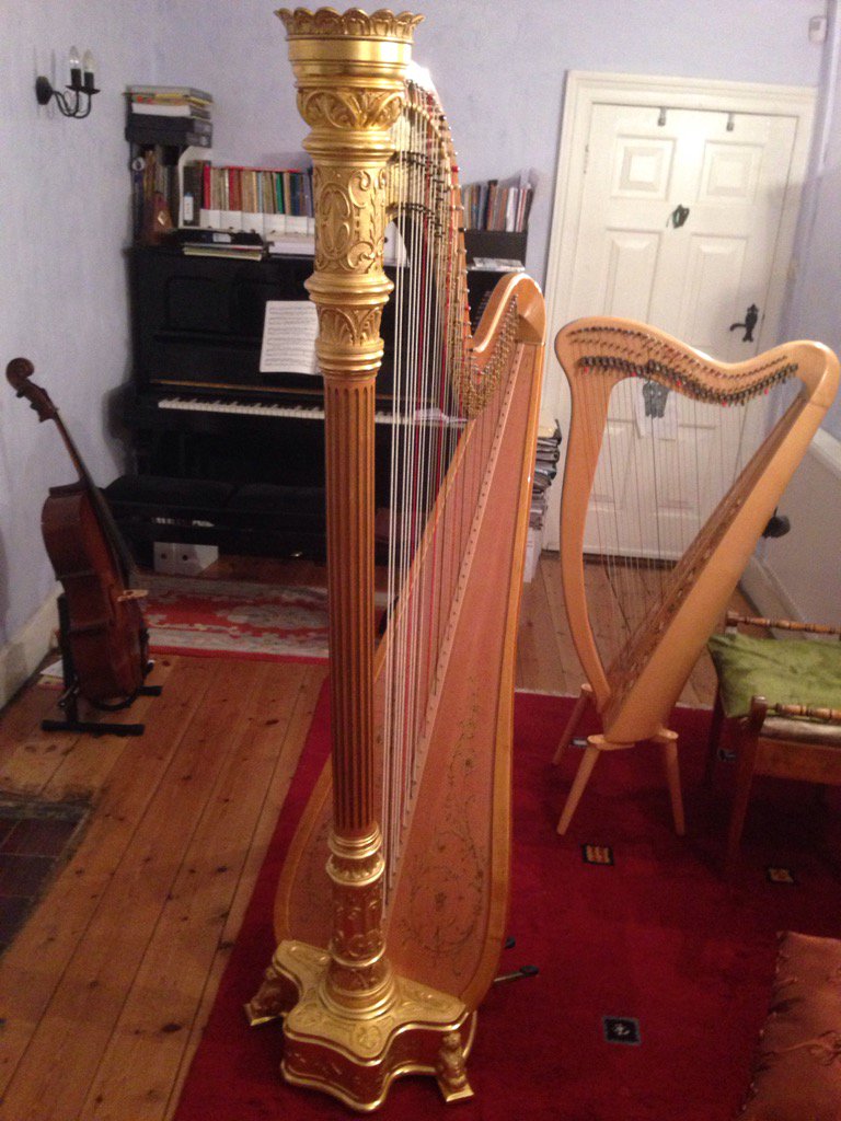 lyon healy harp bench with queen anne leg