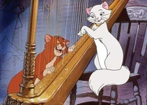 Aristocats playing the harp.jpg (30 KB) The Aristocats - Duchess playing the harp