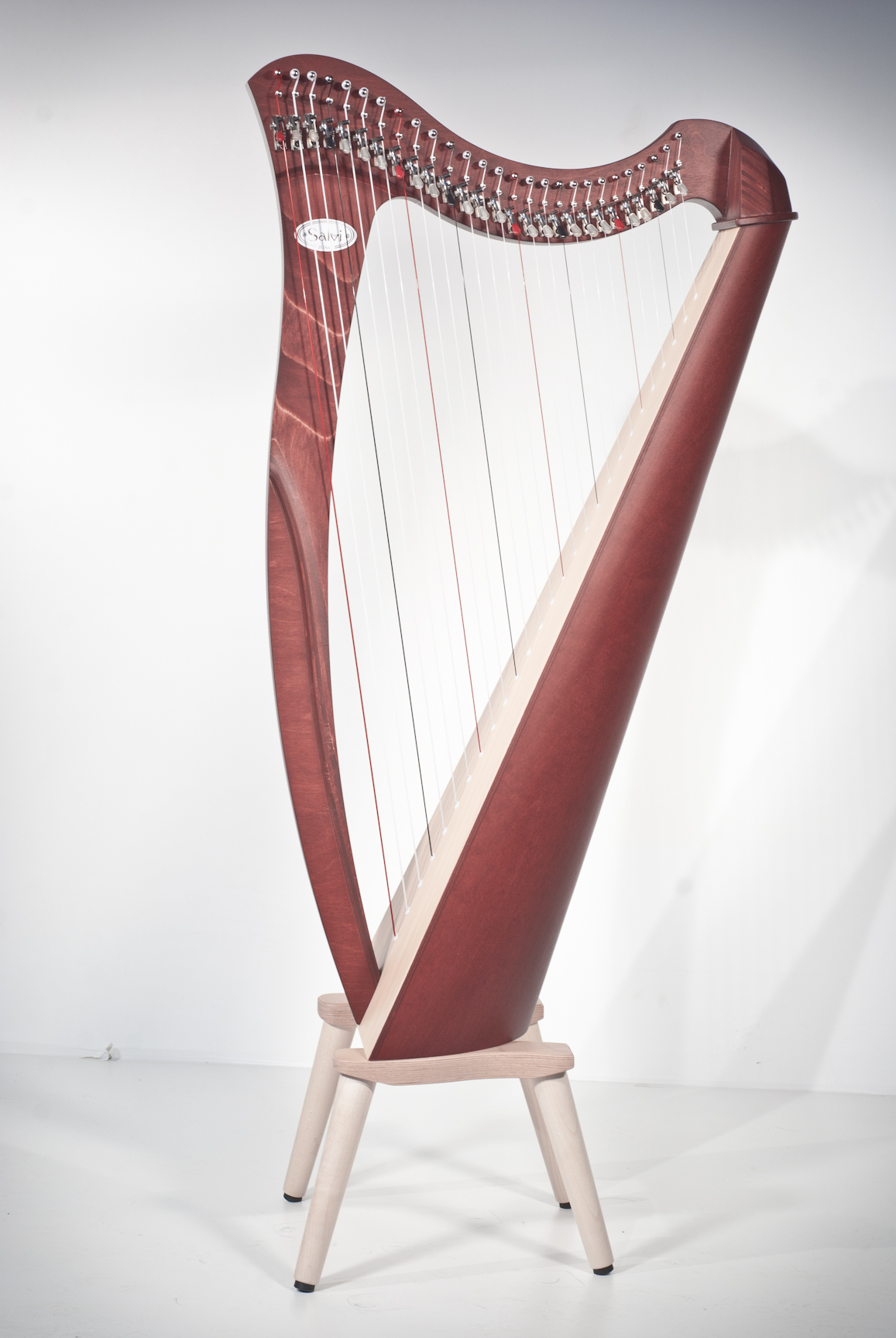 Juno by Salvi Harps Inc, Harp Wiki