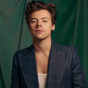 Harry Styles Gallery Harry Styles Wiki Fandom 📸 altre foto di harry sul set del video di #watermelonsugar.