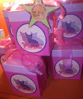 Penelopes Purple Pussy Cats