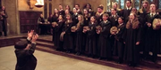 Filius dirige il coro