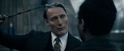 Grindelwald remove as memórias de Yusuf