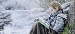 Hermione reading