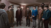 Harry-Potter-and-the-Deathly-Hallows-Part-1 (Семь Поттеров)