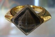 Marvolo Gaunt's Ring.jpg