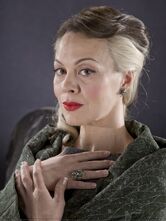 Narcissa-promo-pics-lucius-and-narcissa-malfoy-28195472-1400-1867