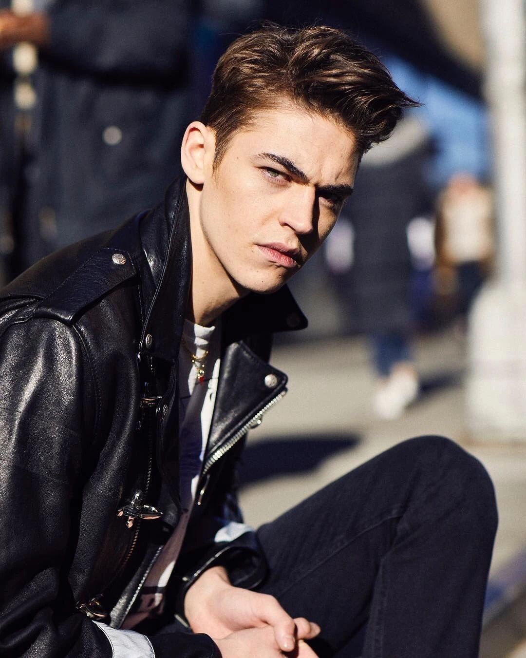 Hero Fiennes Tiffin Harry Potter Wiki Fandom