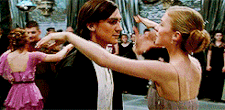 Fleur no Baile de Inverno.gif
