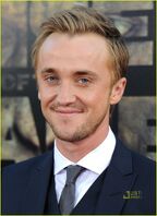 James-franco-tom-felton-rise-planet-apes-premiere-08