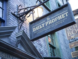 Вывеска офиса в парке развлечений в Орландо