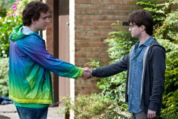 DH1 Dudley Dursley shakehand with Harry Potter