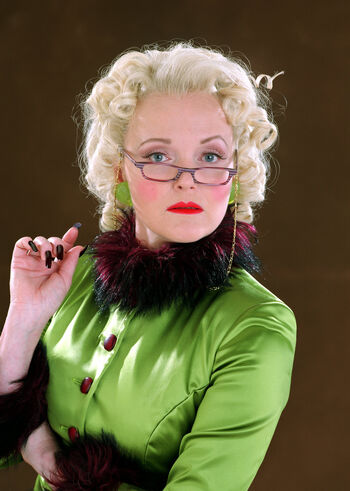 HP4 promo Rita Skeeter 4