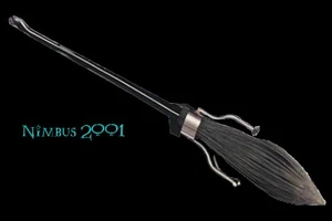 Спортивная метла модели «Нимбус-2001»