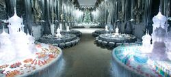 YuleBall WB F4 GreatHallDecoratedForYuleBall Promo 080615 Land