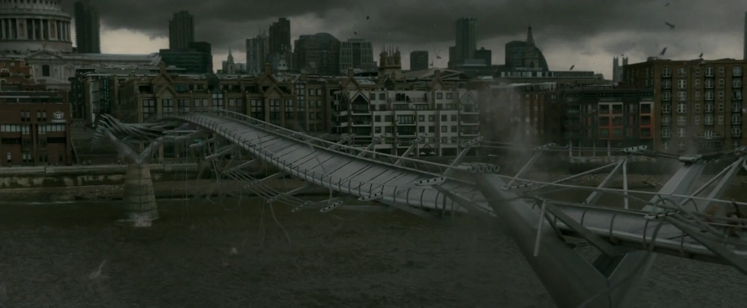 хогвартс с пожирателями смерти. пожиратели смерти из гарри поттера. гарри поттер пожиратели смерти. пожиратели смерти кубок огня. нагайна из гарри поттера.