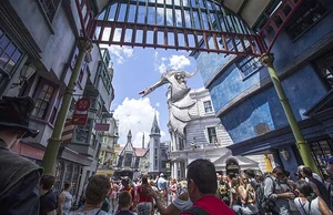 Открытие Косого переулка в «Волшебном мире Гарри Поттера»