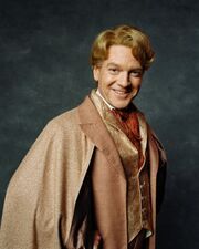 349px-Kenneth Branagh as Gilderoy-Lockhart (6)