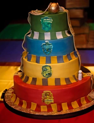 49560b59e7634943da1dcf58e8c64b63--harry-potter-themed-wedding-harry-potter-birthday-cake