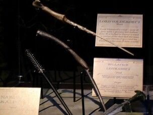 Harry Potter Narcissa Malfoy's Wand with Window Box