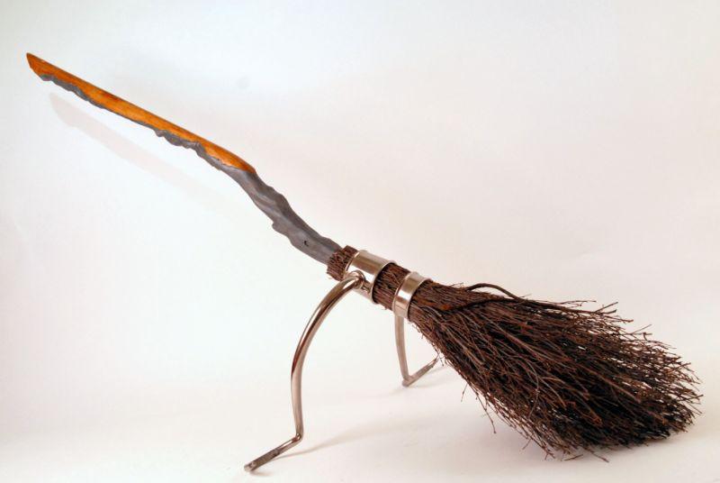 Harry Potter's Nimbus 2000, Harry Potter Wiki