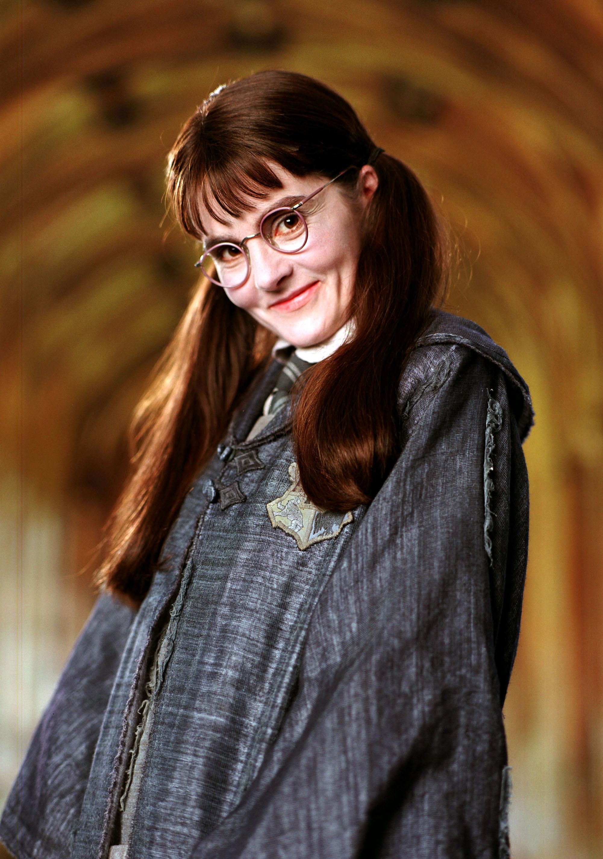 Mimi Geignarde, Wiki Harry Potter