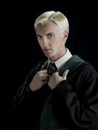 Draco Malfoy in seiner Schuluniform