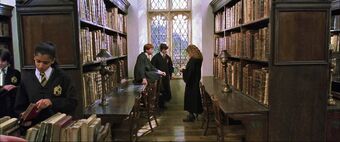 Hogwarts Library Harry Potter Wiki Fandom