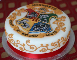 Harry-potter-birthday-theme-cakes-cupcakes-mumbai-7