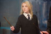 Luna Lovegood ES