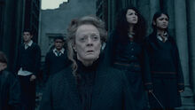 McGonagall-Deathly-Hallows-Part-2-hogwarts-professors-23805409-652-367