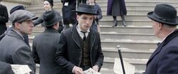 Fantastic-beasts-credence bank