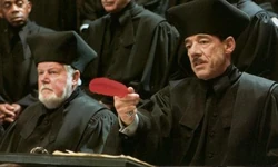 Bartemius Crouch all'epoca in cui era a capo di quest'ufficio.