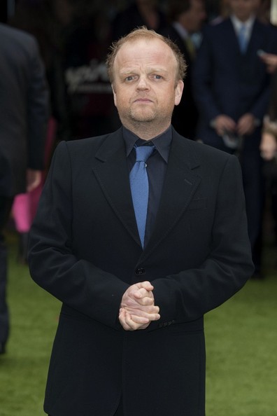 Toby Jones - Wikipedia