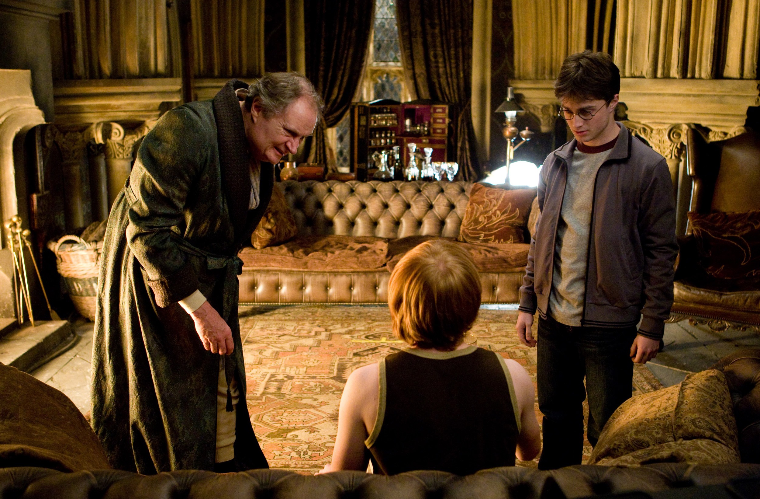 When Muggles Attack — Desk in Slughorn's office, from Harry Potter: Page