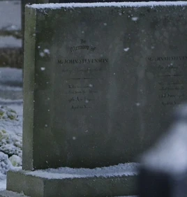 JohnAndDinahStevensonGrave