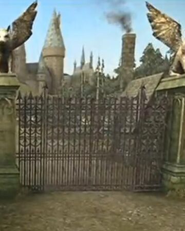 Entrance Gates Harry Potter Wiki Fandom