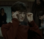 Hermione as Harry commenting on his eyesight DHF1