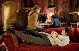 HarryHermioneGoldenEgg.jpg