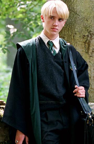 Uniformi di Hogwarts, Harry Potter Wiki
