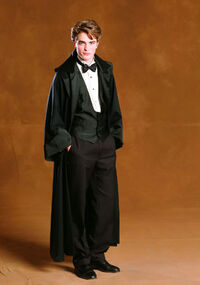 Cedric-diggory-yule-ball-portrait-1050x0-c-default