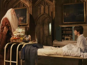 Дамблдор навещает Гарри