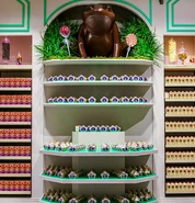 Confectionery.jpg (100 KB) Sekcja ze słodyczami