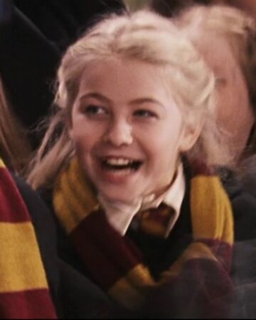 Unidentified Gryffindor Girl Vii Harry Potter Wiki Fandom