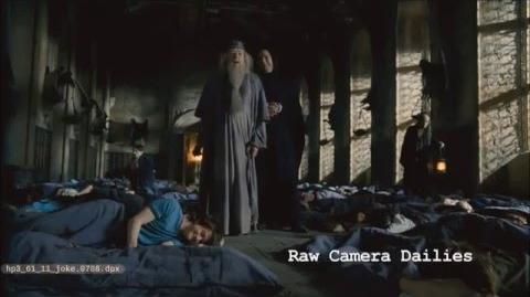 Alan Rickman and Michael Gambon prank Daniel Radcliffe (Harry Potter 3)