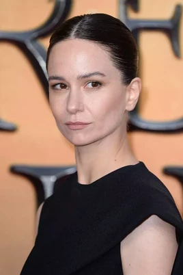 Katherine Waterston12