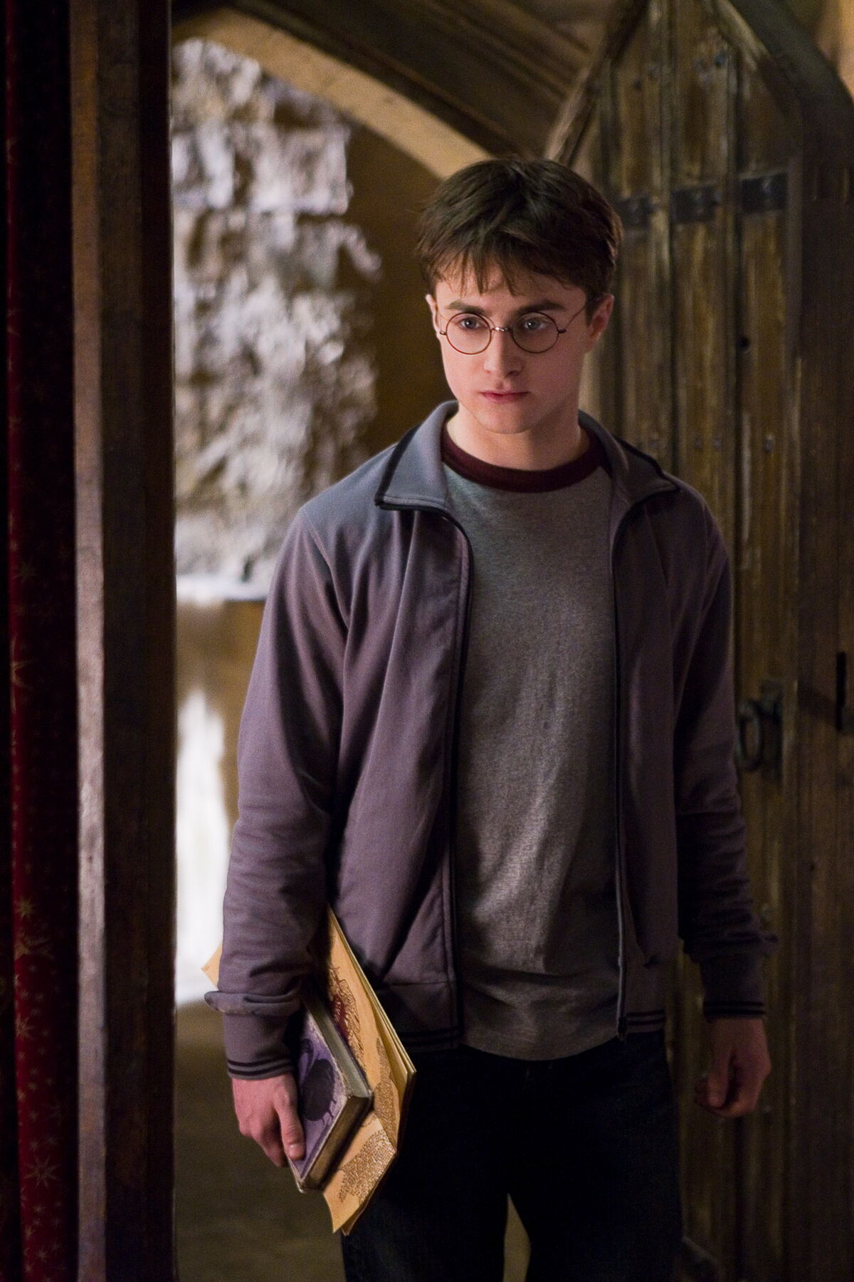 Plain grey track jacket Harrypotterfashion Wiki Fandom