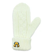 Close-up of the mitten with Lili.
